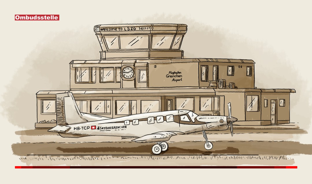 Die Illustration zeigt den Kontrollturm und einige Gebäude des Regionalflughafens Grenchen. Davor ist ein Flugzeug abgebildet. Es ist derselbe Flugzeugtyp wie das verunfallte Kleinflugzeug.